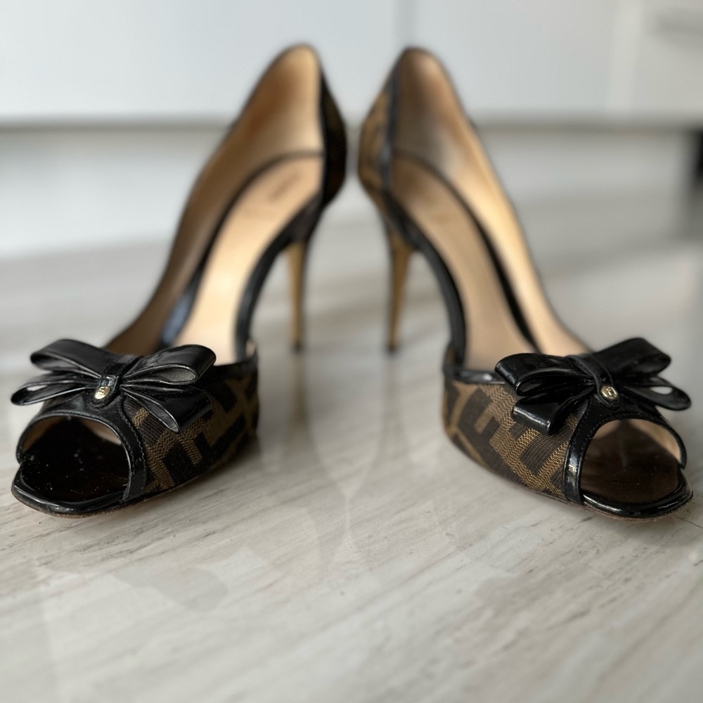 Fendi peep toe heels